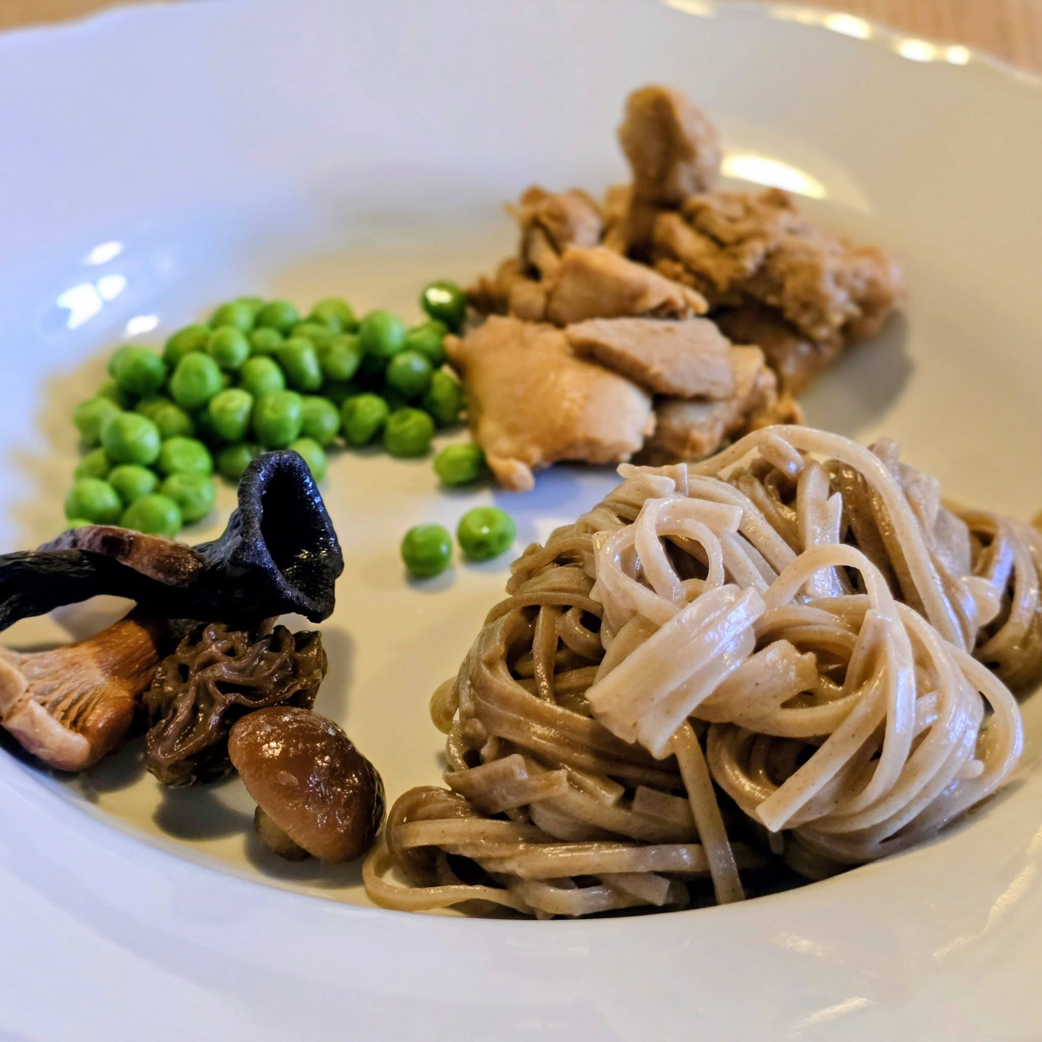 Somogyi fúziós rámen készül